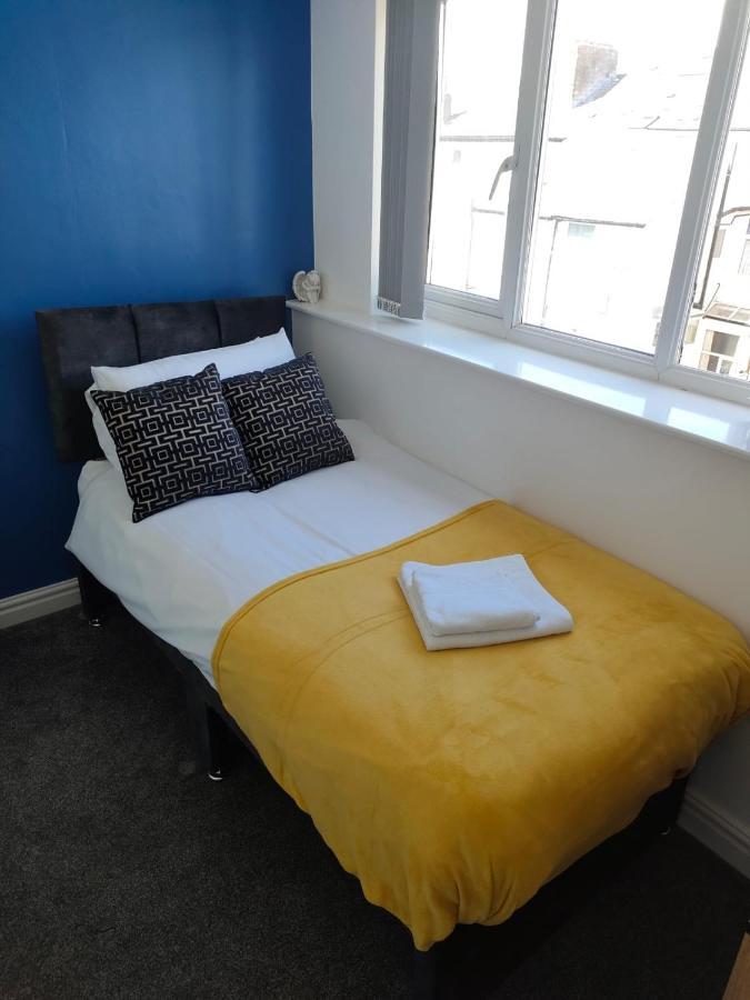 Lovely Refurbished Apartments, Morecambe Promenade Екстериор снимка